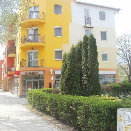 Hajdúszoboszló Apartman Otto מראה חיצוני תמונה