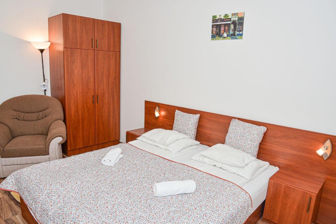 Hajdúszoboszló Apartman Otto מראה חיצוני תמונה