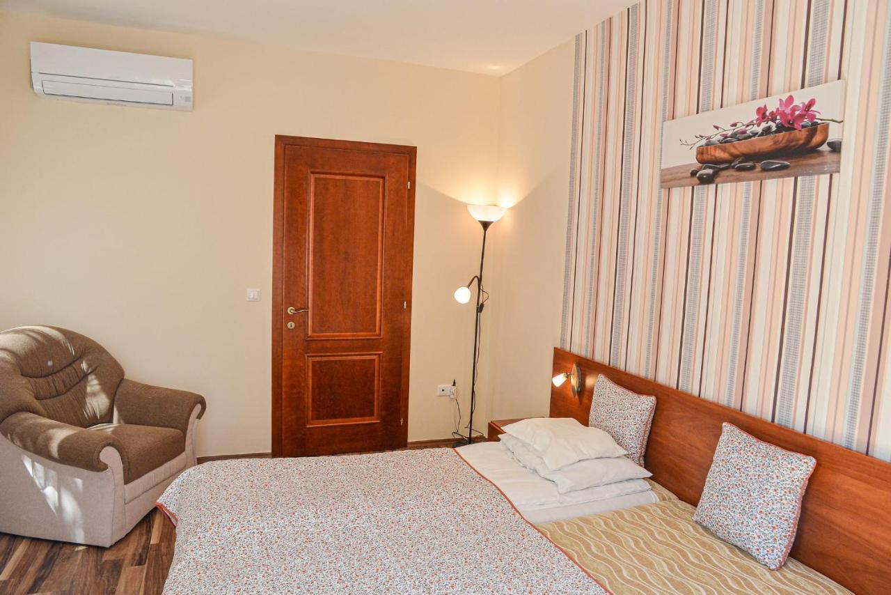 Hajdúszoboszló Apartman Otto מראה חיצוני תמונה