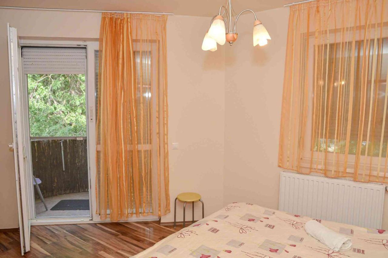 Hajdúszoboszló Apartman Otto מראה חיצוני תמונה