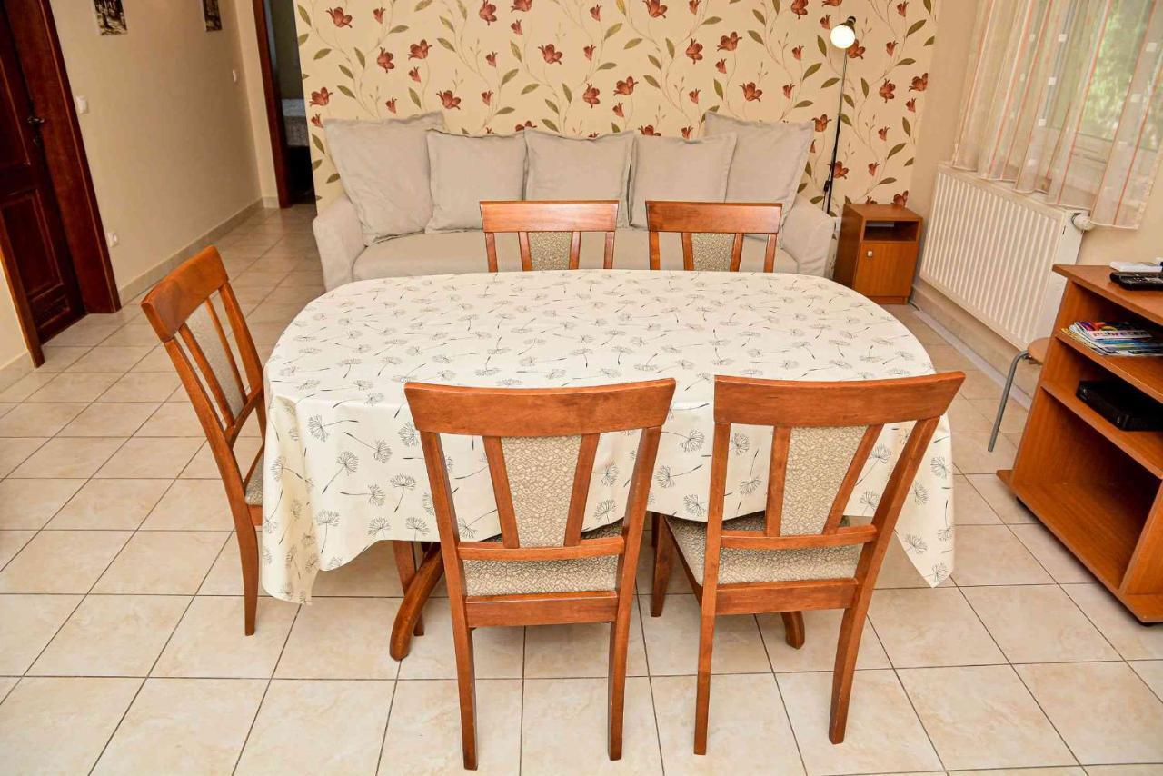 Hajdúszoboszló Apartman Otto מראה חיצוני תמונה