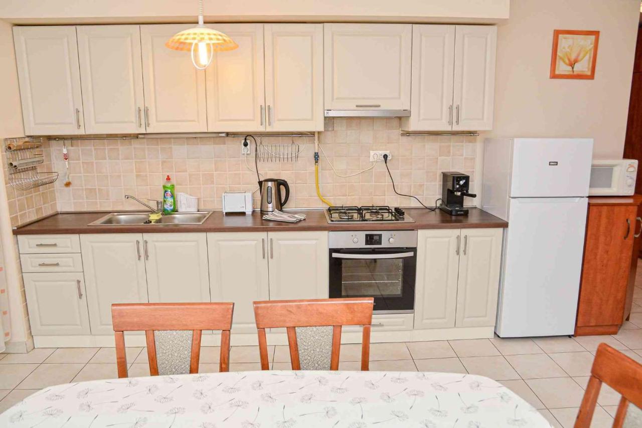 Hajdúszoboszló Apartman Otto מראה חיצוני תמונה