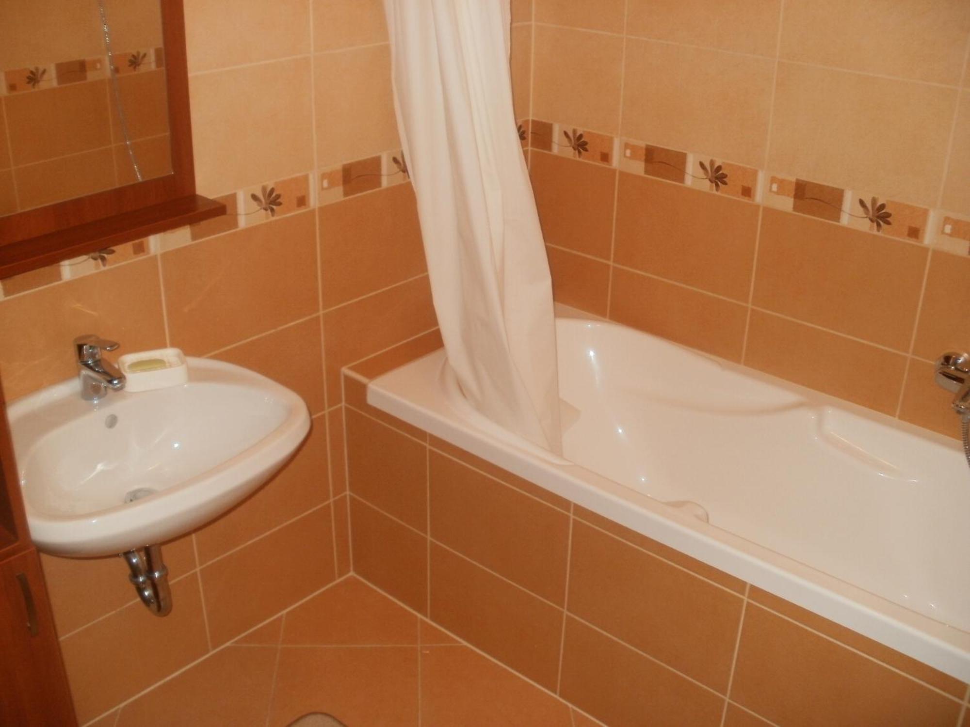Hajdúszoboszló Apartman Otto מראה חיצוני תמונה